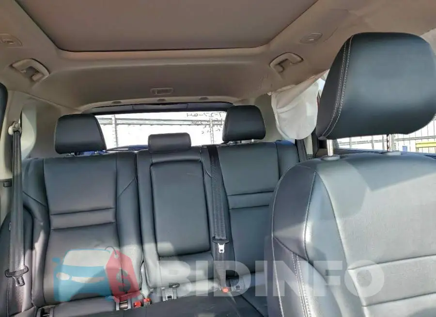 5N1BT3CBXPC808827 Photo# 10