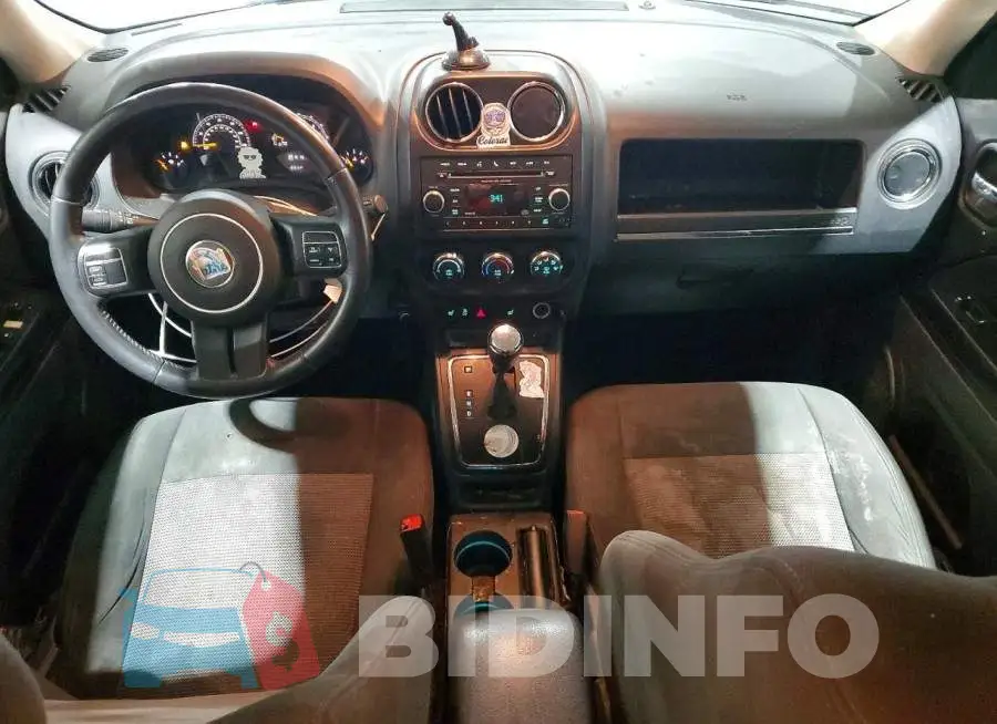 1C4NJPFB2HD183846 Photo# 8