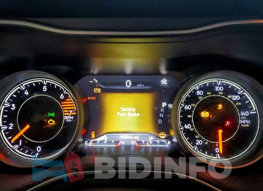 1C4PJLDB5KD415920 Photo# 9