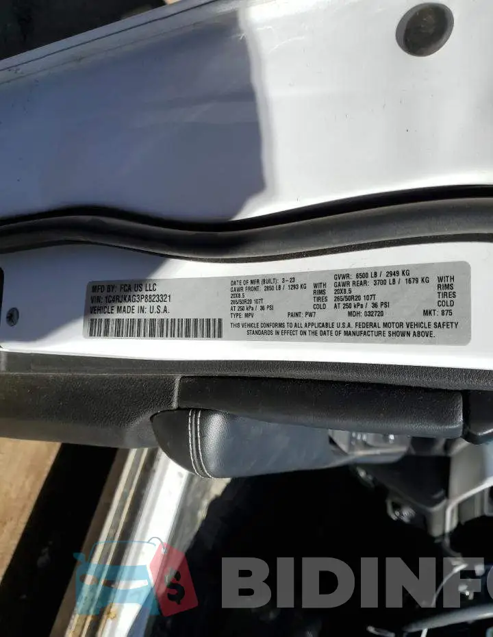 1C4RJKAG3P8823321 Photo# 13