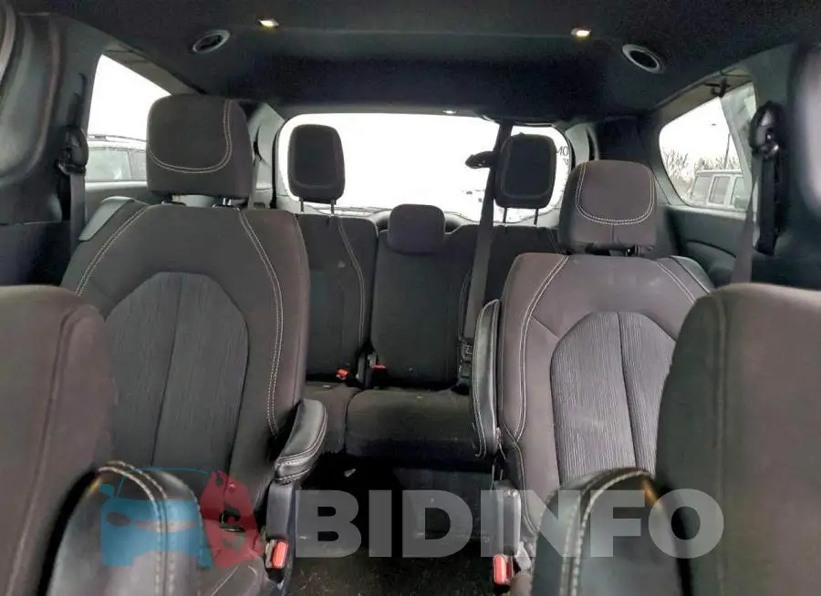 2C4RC1FG4LR101822 Photo# 10