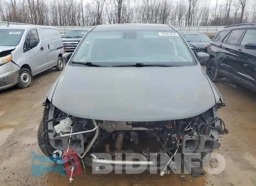 2C4RC1L76PR614175 Photo# 5