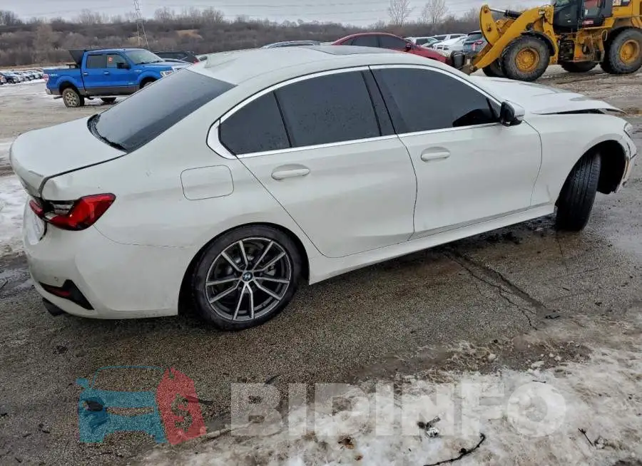 3MW5R7J02M8B84367 Photo# 3