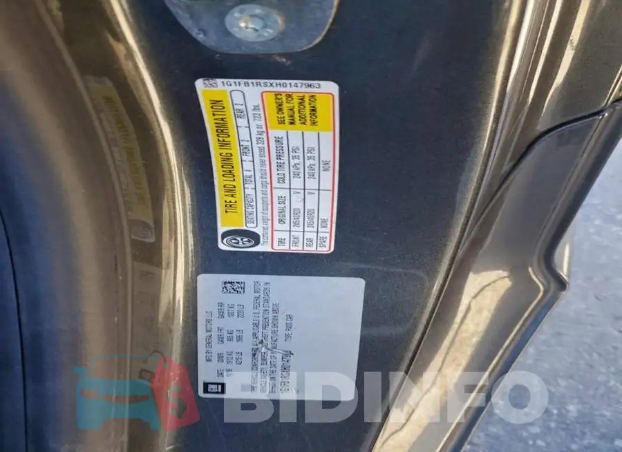 1G1FB1RSXH0147963 Photo# 12