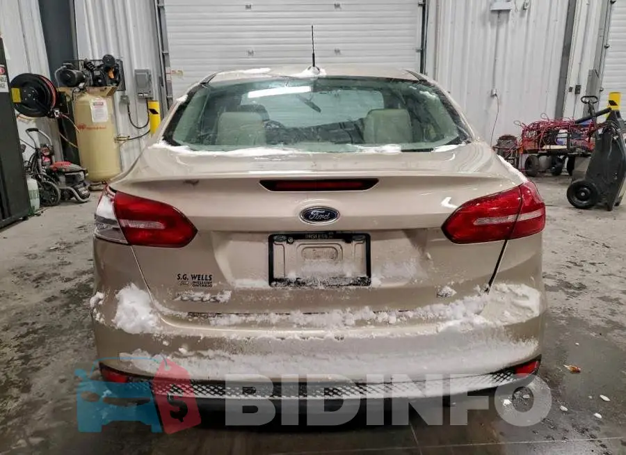 1FADP3F27HL250097 Photo# 6