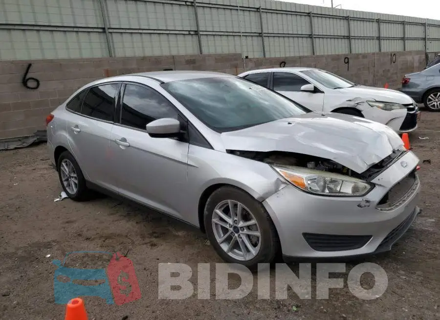 1FADP3FE5JL270977 Photo# 4