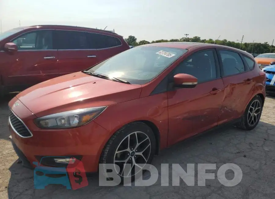 1FADP3M2XJL268697 Photo# 1