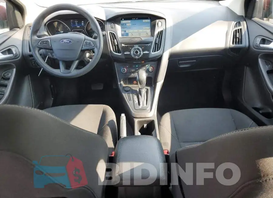 1FADP3M2XJL268697 Photo# 8