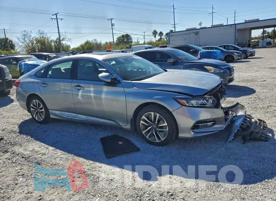 1HGCV3F56KA009562 Photo# 4