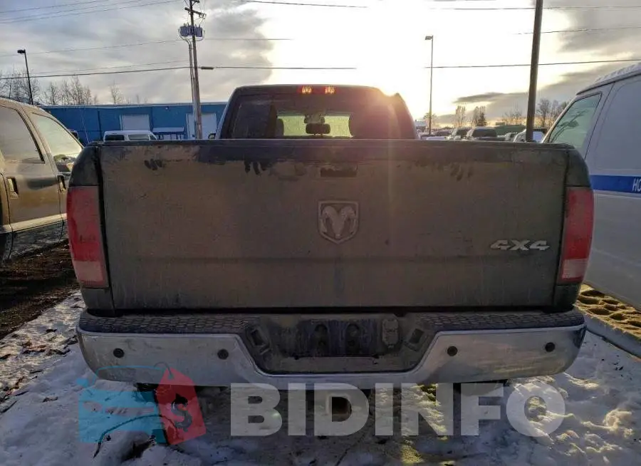 3C6UR5HL8JG232353 Photo# 6