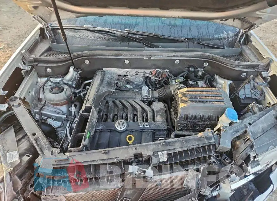 1V2MR2CA6KC558362 Photo# 12