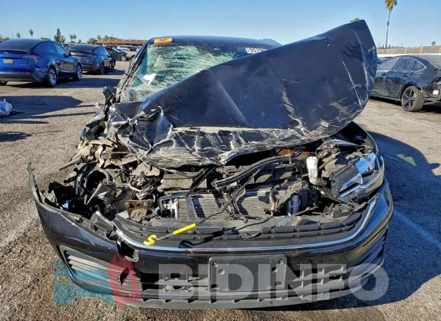 3VW5M7BU8RM044998 Photo# 5