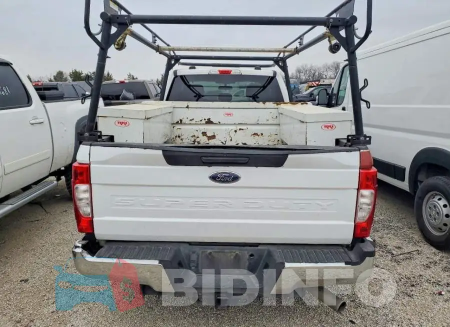 1FT7X2A6XLEE98174 Photo# 6