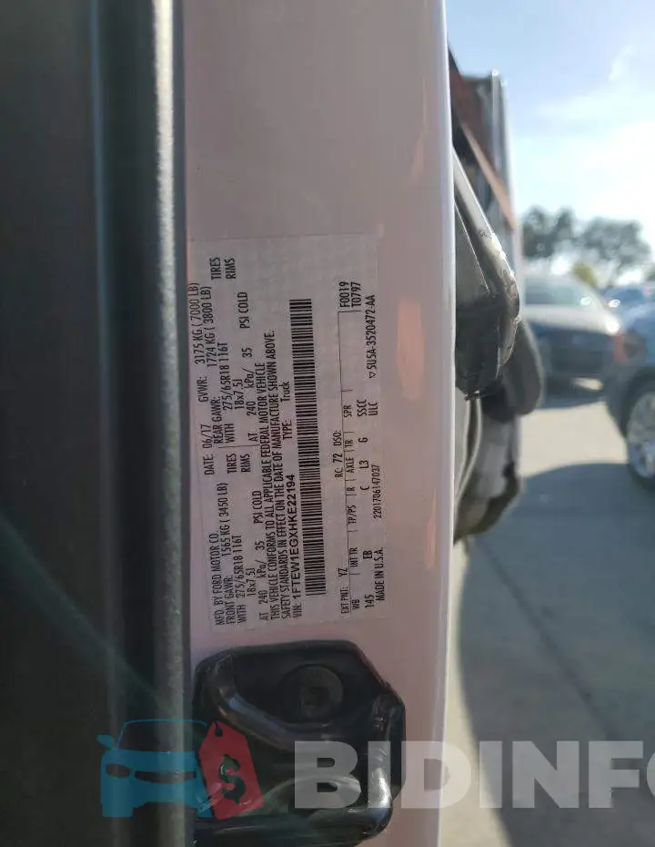 1FTEW1EGXHKE22194 Photo# 12