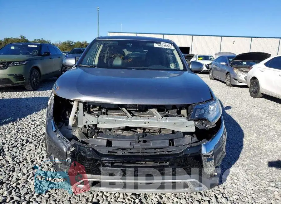 JA4AD3A38LZ023992 Photo# 5