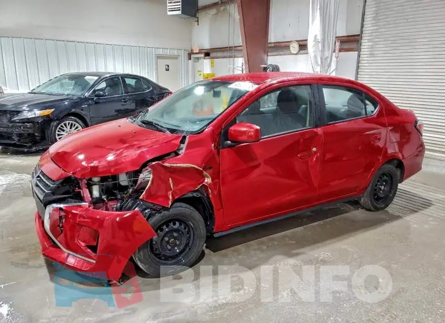 ML32FUFJ2PHF01813 Photo# 1