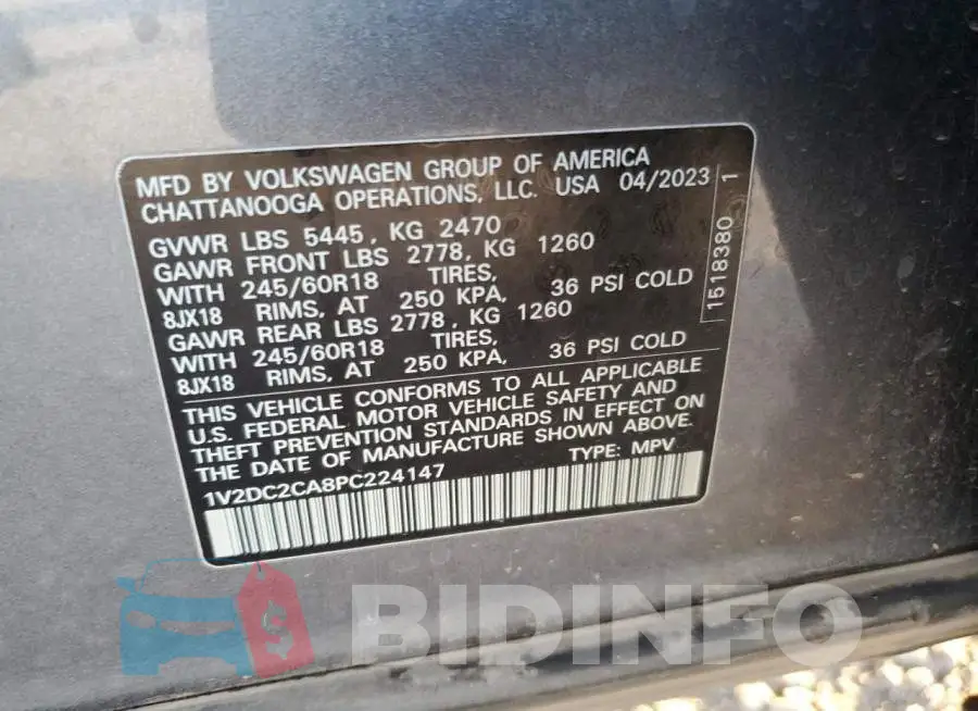 1V2DC2CA8PC224147 Photo# 13