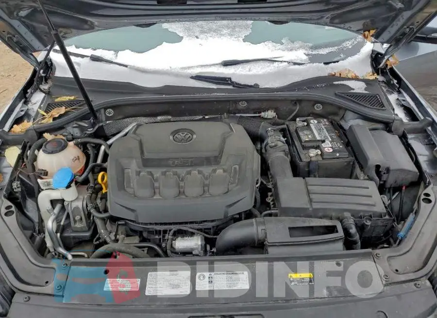 1VWMA7A37KC004173 Photo# 11