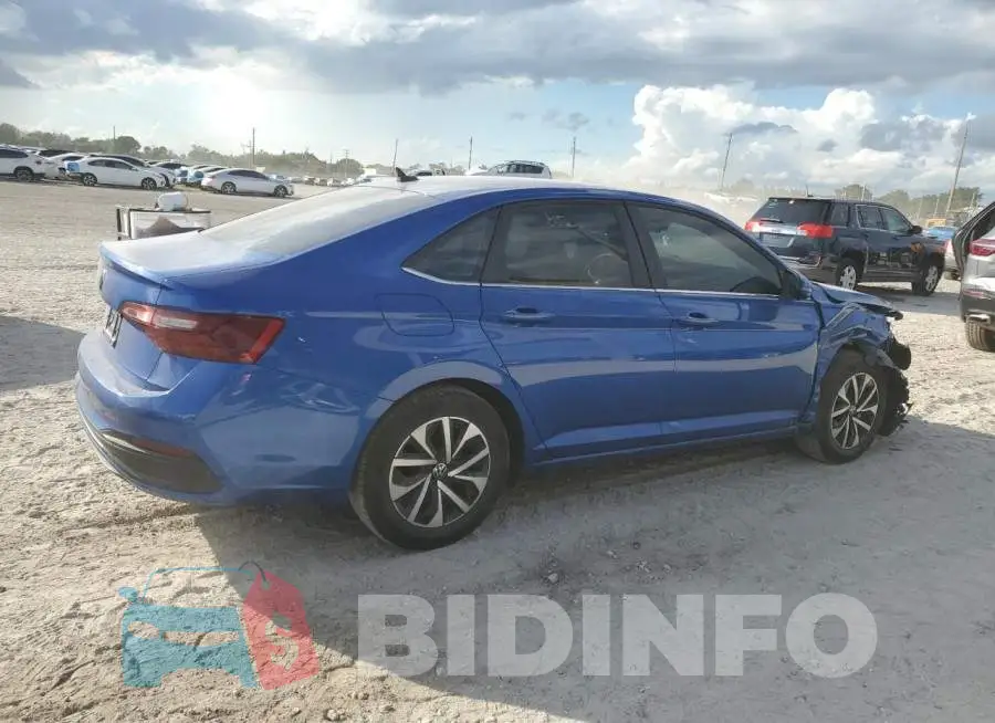 3VW5M7BU2RM086227 Photo# 3