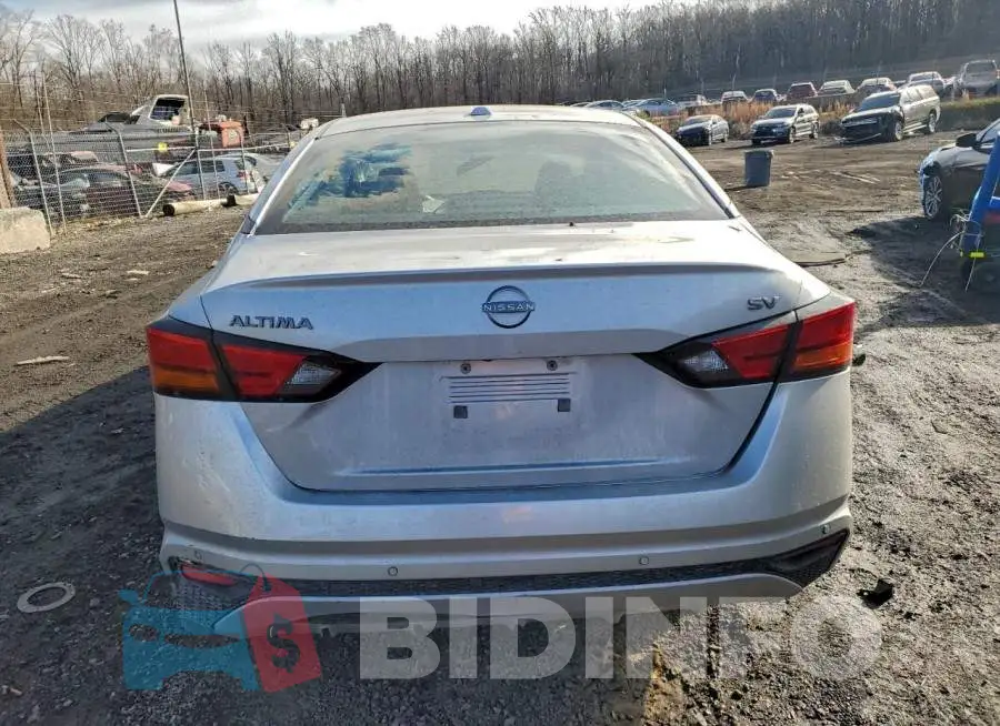 1N4BL4DVXPN327943 Photo# 6