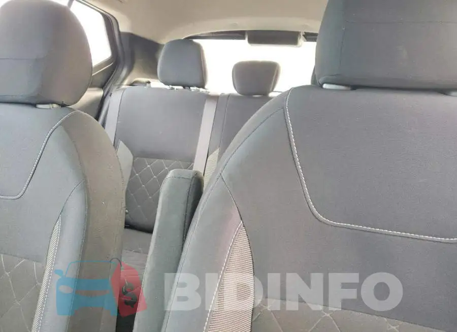 3N1CP5CU4JL542181 Photo# 10