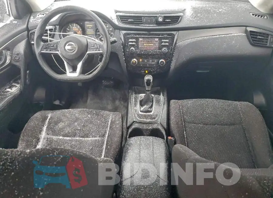 JN1BJ1CRXJW201962 Photo# 8