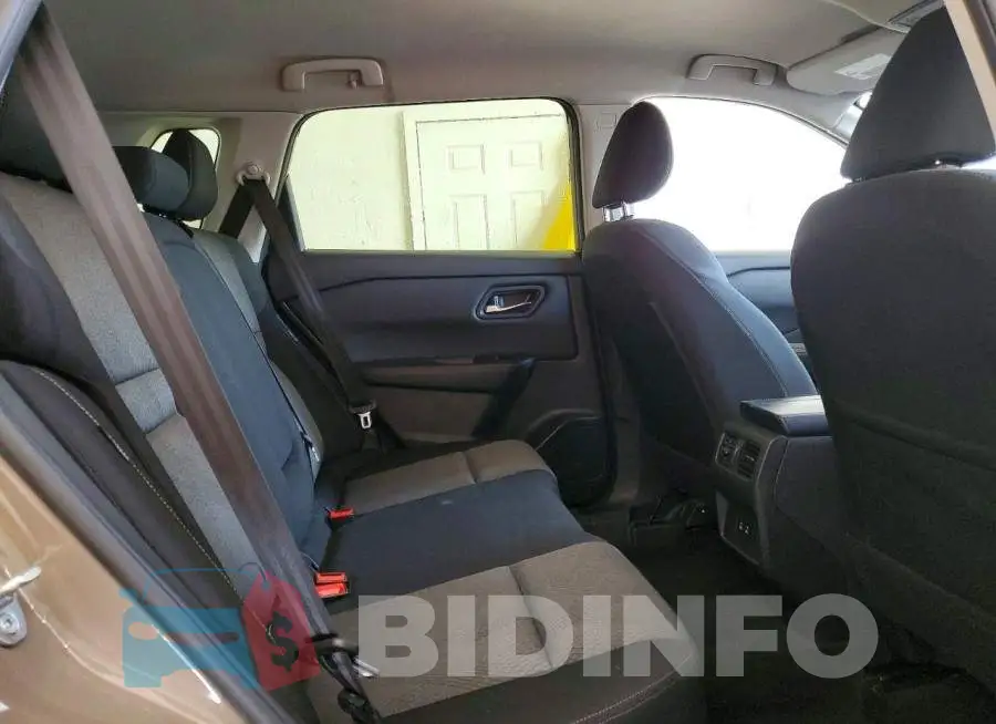 JN8BT3BBXSW160410 Photo# 11
