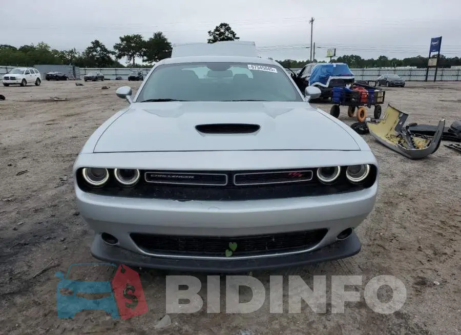 2C3CDZBT2PH525813 Photo# 5
