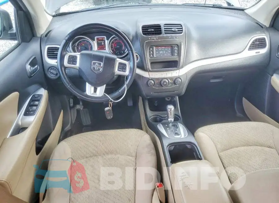 3C4PDCAB3JT527121 Photo# 8