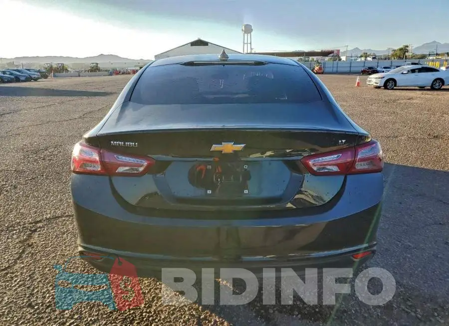 1G1ZD5ST1KF156847 Photo# 6