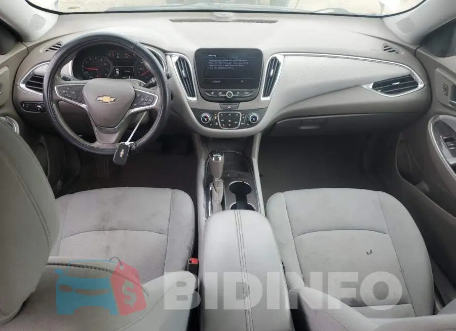 1G1ZD5ST6KF172588 Photo# 8