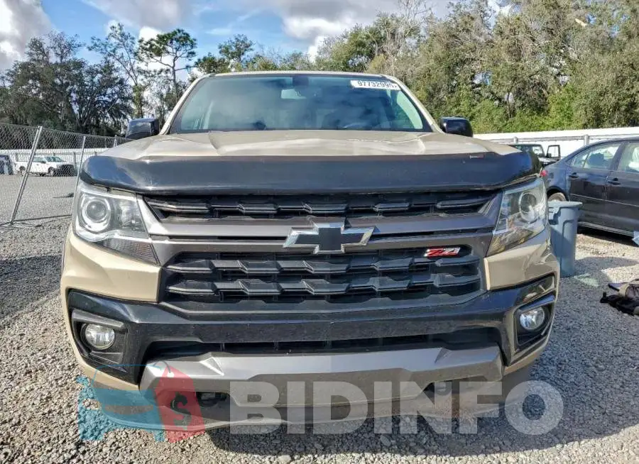 1GCGTDEN5M1248777 Photo# 5