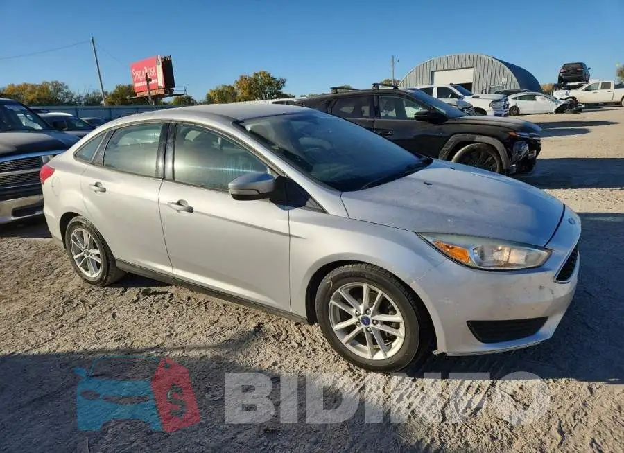 1FADP3F22HL210638 Photo# 4