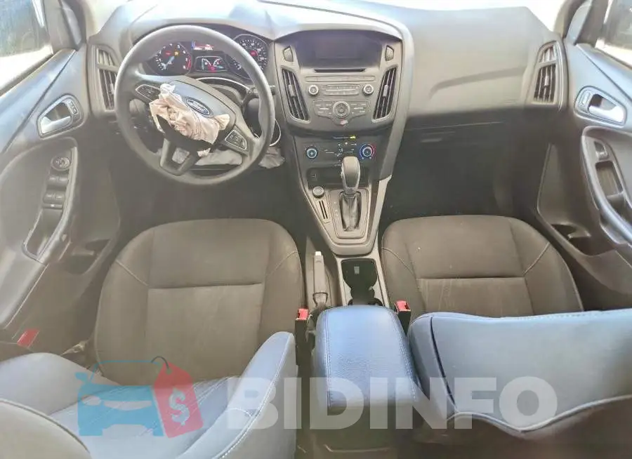 1FADP3F24HL278682 Photo# 8