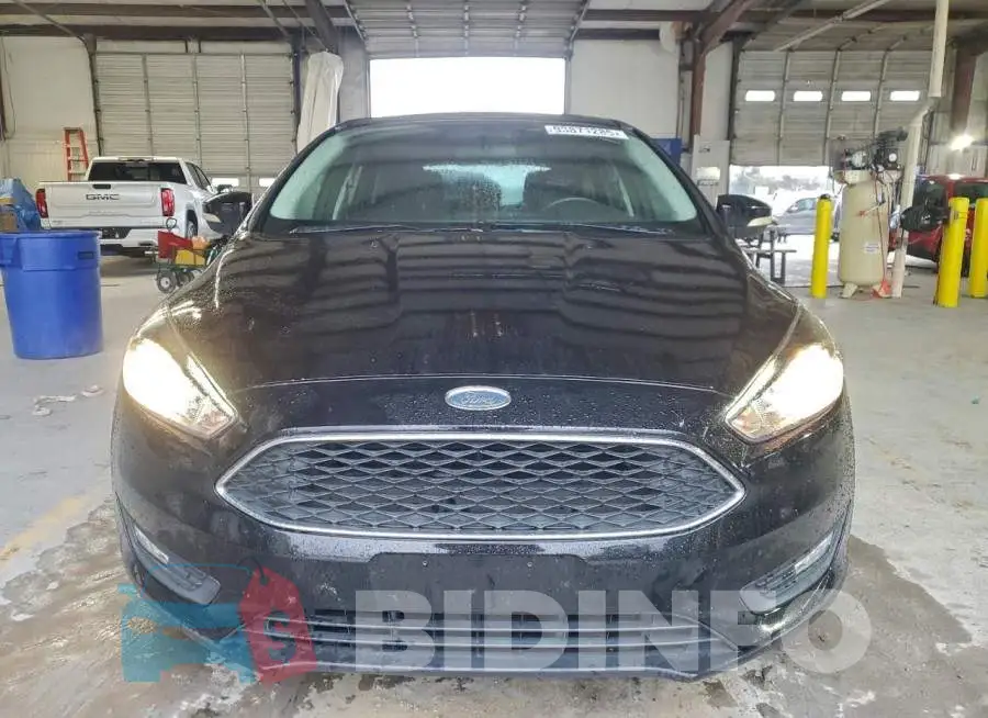 1FADP3M2XJL258090 Photo# 5