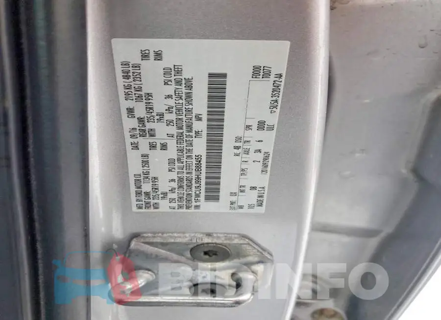 1FMCU9J99HUB88455 Photo# 14