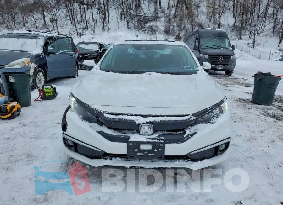19XFC1F38LE201892 Photo# 5