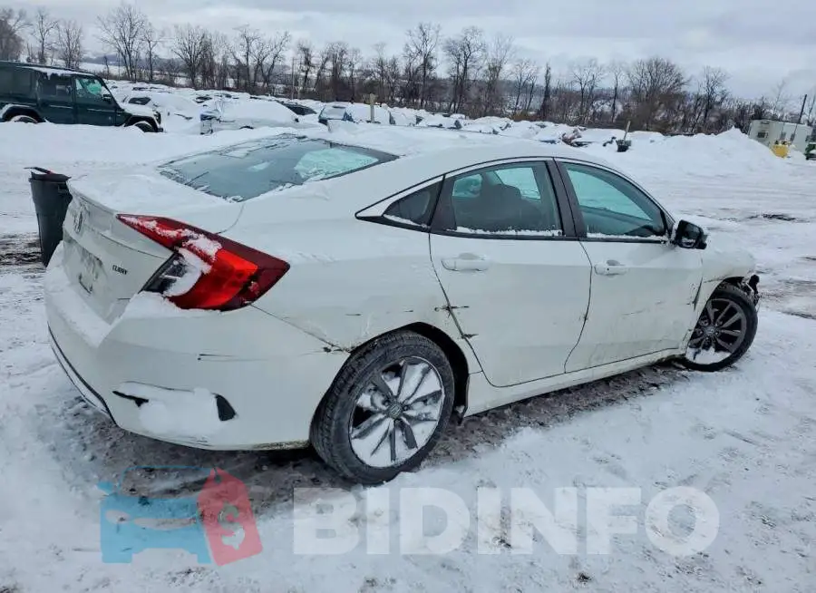 19XFC1F38LE201892 Photo# 3