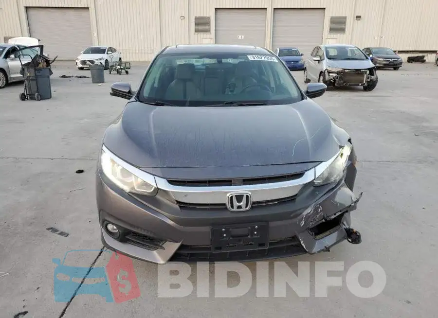 19XFC1F39HE207076 Photo# 5