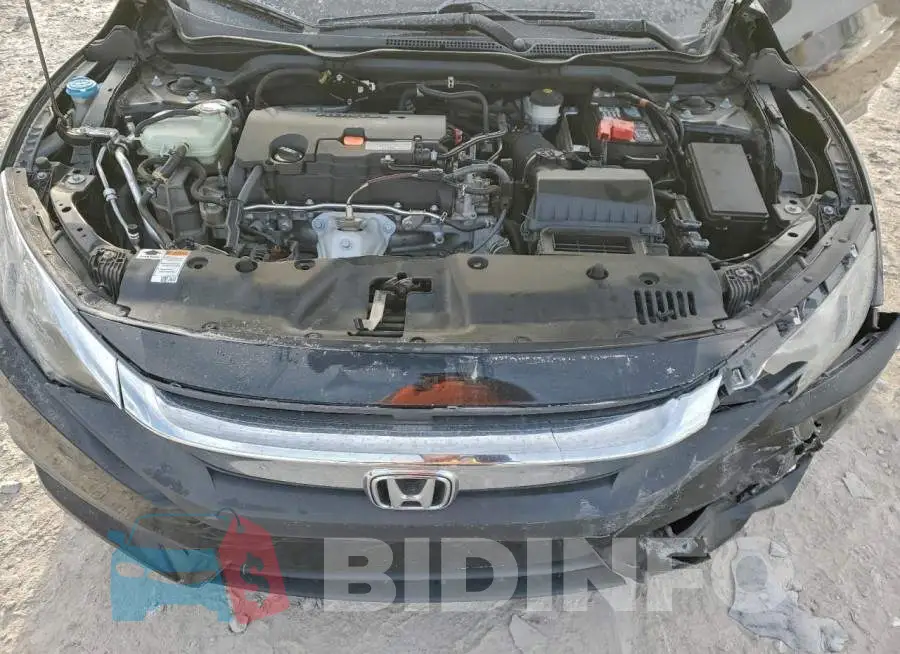 19XFC2F56JE043511 Photo# 11
