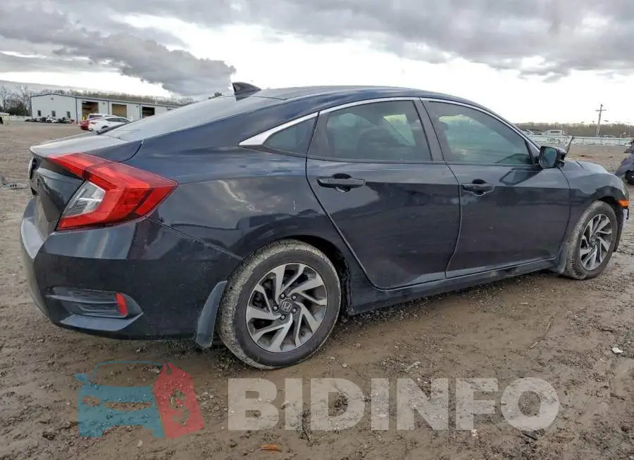 19XFC2F88HE029405 Photo# 3