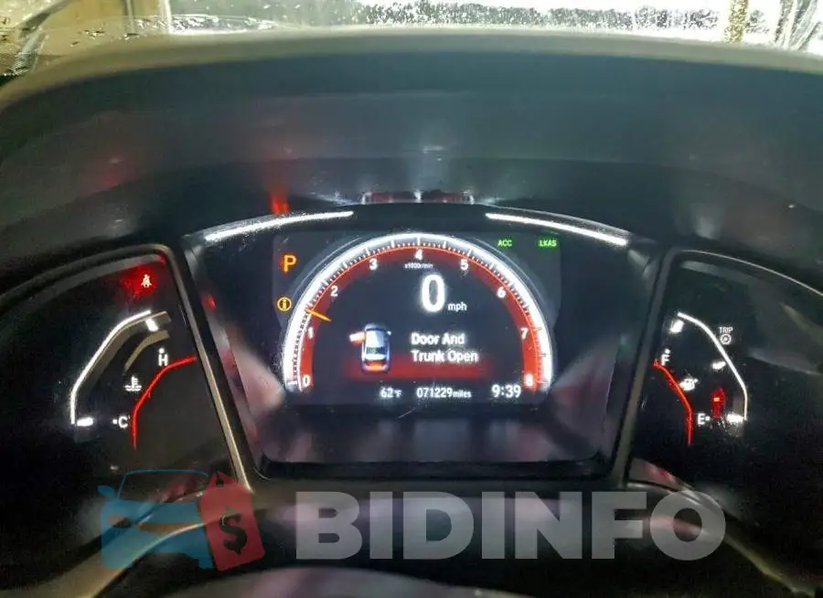 19XFC2F89ME201709 Photo# 9