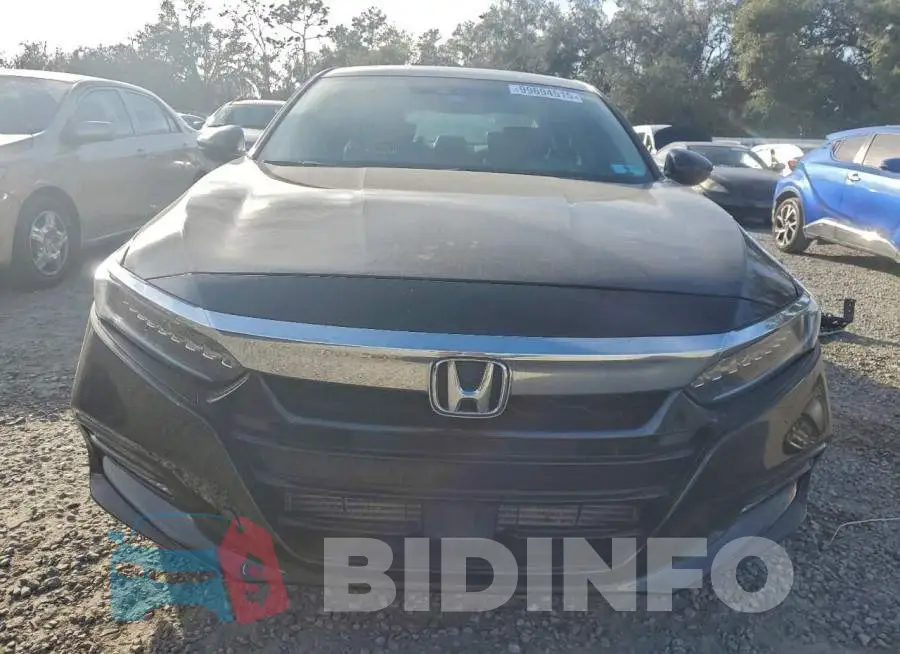 1HGCV2F91JA053061 Photo# 5