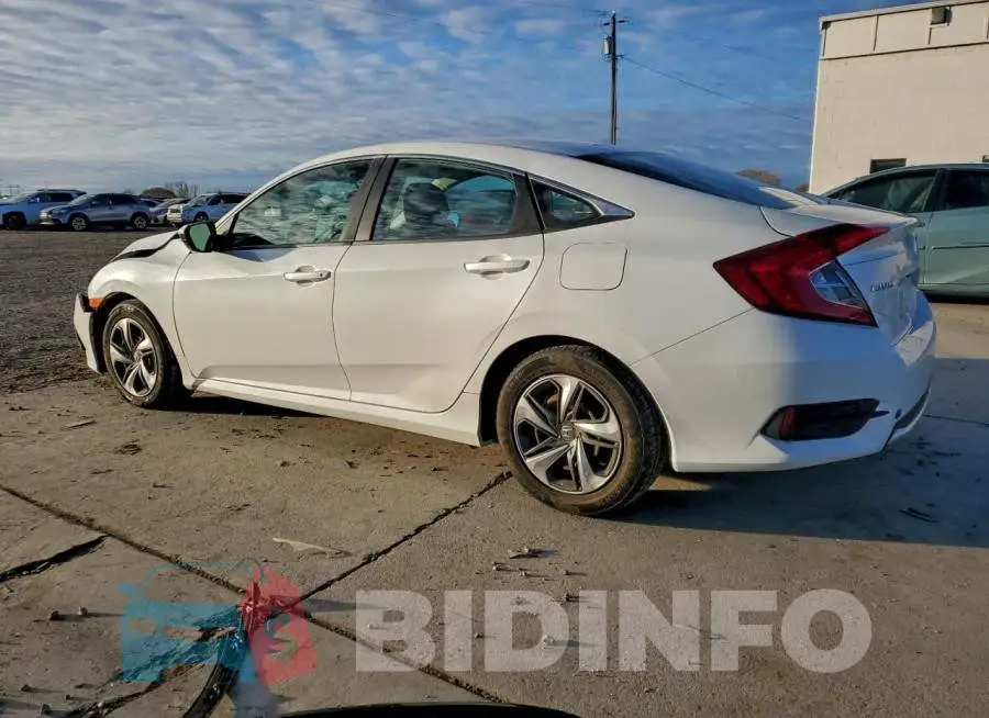 2HGFC2F67KH572157 Photo# 2