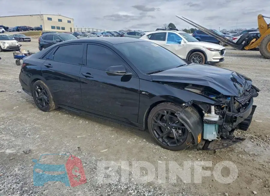 KMHLR4DF6RU810095 Photo# 4