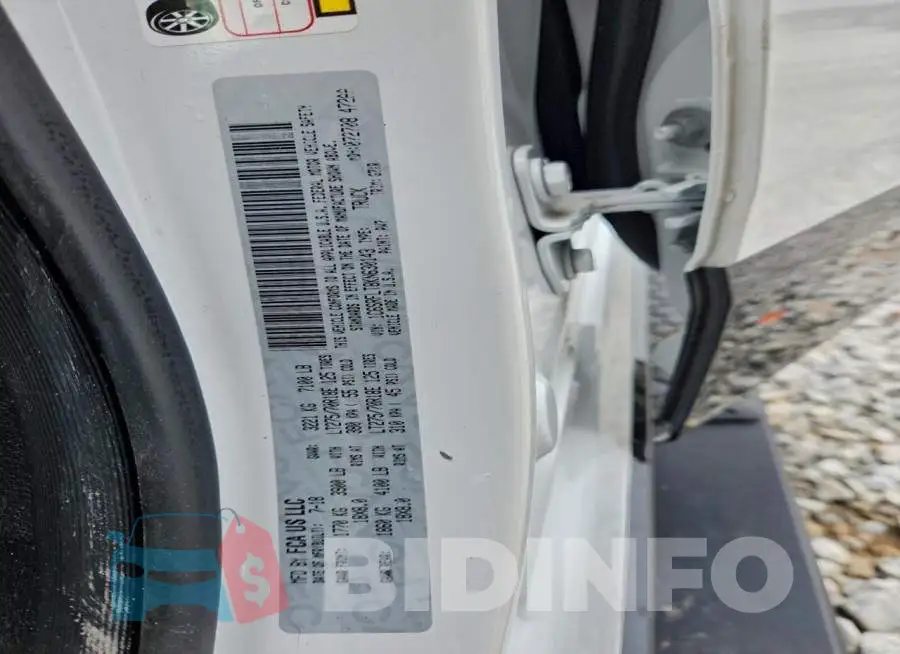 1C6SRFLT8KN630143 Photo# 13