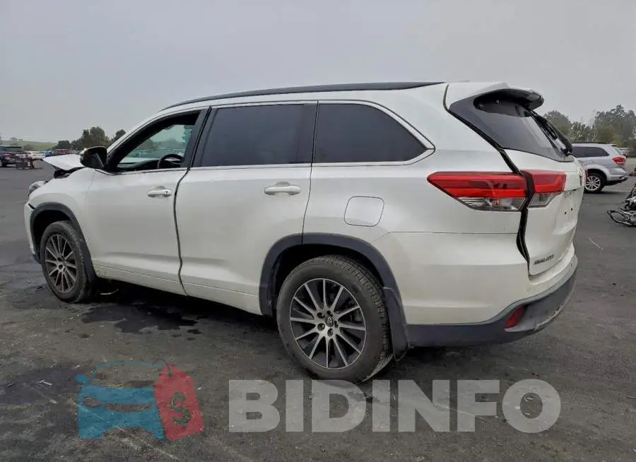 5TDJZRFH6JS825048 Photo# 2