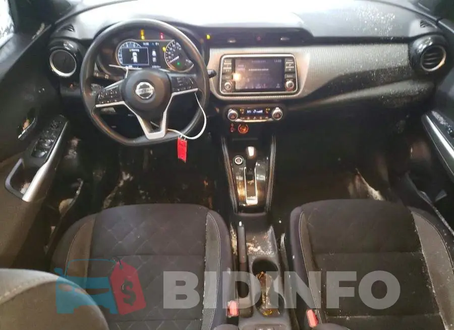 3N1CP5CU1JL529565 Photo# 8