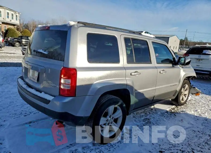 1C4NJRFB0HD127514 Photo# 3