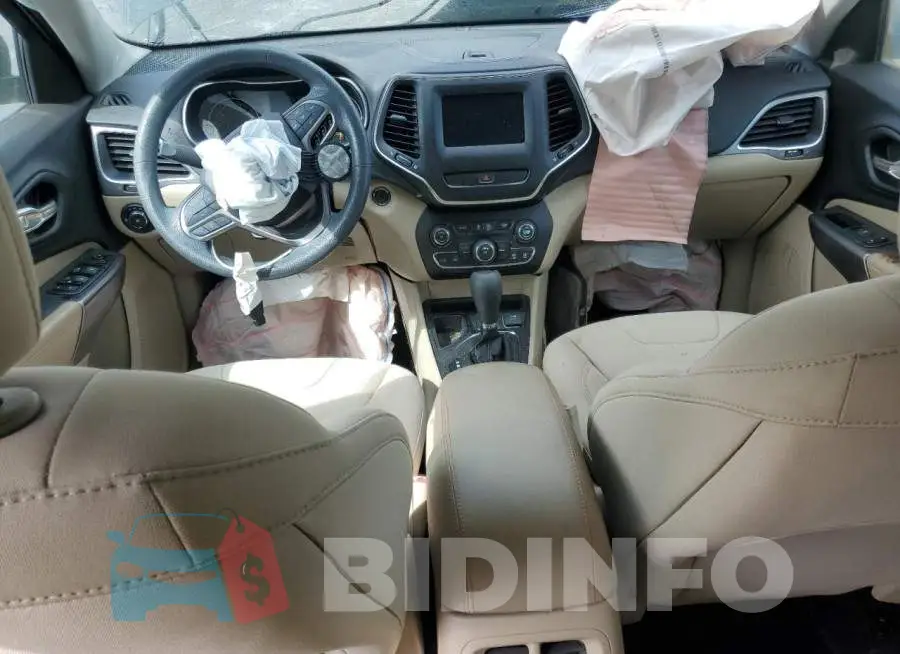 1C4PJLCX2KD111165 Photo# 8
